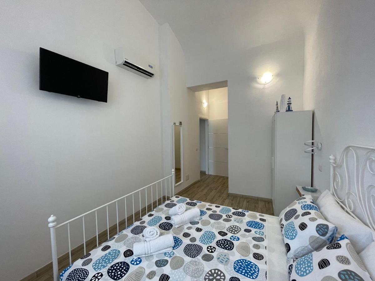 White Shell Rooms Accomodation Fast Check-In Alghero Kültér fotó