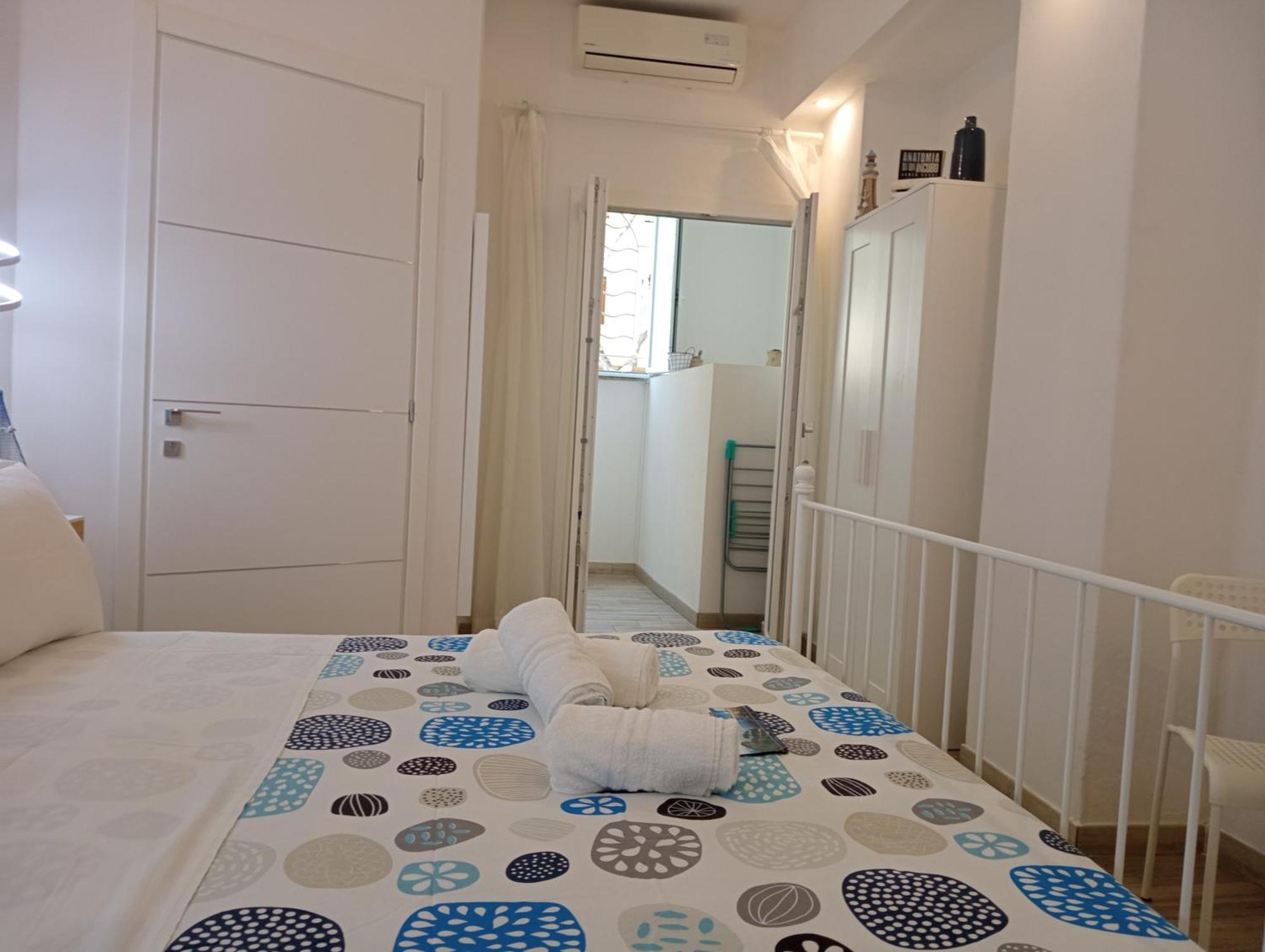 White Shell Rooms Accomodation Fast Check-In Alghero Kültér fotó